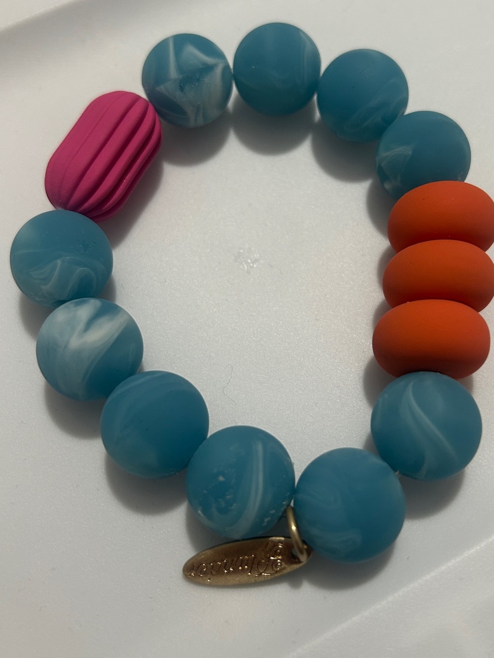 PLUNDER DREAMY BLUE MARBLED ACRYLIC ELASTIC BEAD BRACELET - Picture 4 of 5